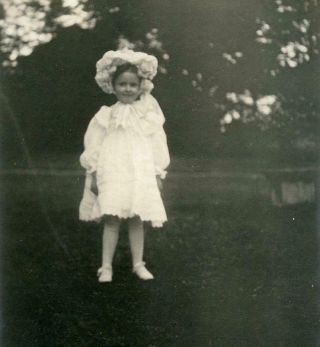 X327 Vtg Photo Little Girl In Fancy Birthday Dress C 1908
