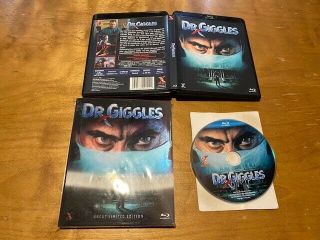 Dr.  Giggles Blu - Ray Xcess Entertainment Rare Lenticular Slipcover Oop Very Rare