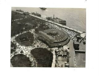Vtg Press Photo 1452 1934 Ariel View Of Battery Park York Fleet Day Crowds