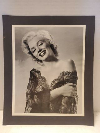 Vintage Marilyn Monroe 8 X 10 Black & White Picture / Photo