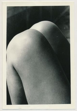 Bare Leg Nude Mystery Woman Knees Close Up Vtg 70s Abstract Faceless Woman Photo