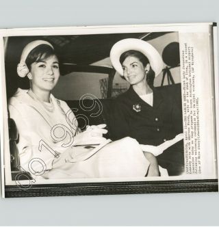 Empress Farah Shah Of Iran & First Lady Jackie Kennedy Jfk Press Photo 1962