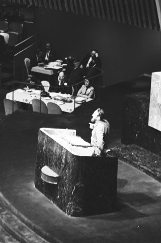 Lg76 - 12 Fidel Castro 1960 United Nations Address (4) 35mm Negatives