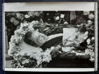 Post Mortem Funeral Dead Man Coffin Terrible Face Horror Cemetery Old Photo Ussr