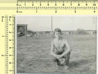 Handsome Beefcake Shirtless Man Squat Good Looking Guy Gay Int Vintage Old Photo