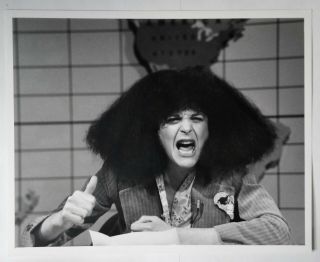 Gilda Radner As Roseanne Roseannadanna - Saturday Night Live Photo 1982