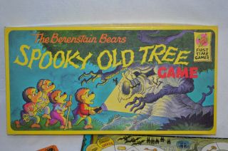 Vintage 1989 RARE The BERENSTAIN BEARS Spooky Old Tree Board Game 2