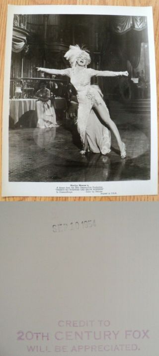 Marilyn Monroe 1954 Vintage 20th Century Fox Press Photo Calendar Girl