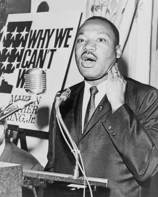 Civil Rights Leader Martin Luther King Jr.  8x10 Photo