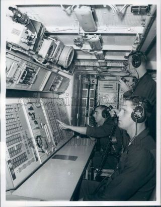 1963 Press Photo Missile Control Center Of Submarine Uss Lafayette Ssbn 616