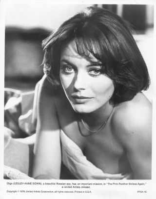 1976 Vintage Press Photograph - The Pink Panther Strikes Again - Lesley - Anne Down