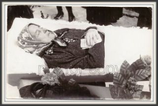 Funeral Of Woman Post Mortem Dead Coffin Orthodox Cross Ussr Old Photo