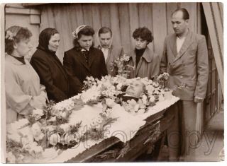 1950s Post mortem Funeral Dead man Coffin Cemetery Soviet vintage photo 2