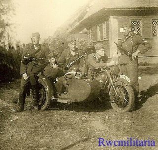 Rare German Elite Waffen Troops W/ Mp - 40 Maschinenpistols By Motorcycle