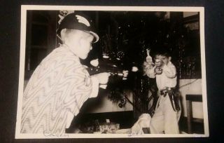 Vintage Christmas Mourning photo Kids with SPACE GUN vs COWBOY GUN photo 1950 ' s 2