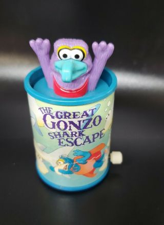 Vintage 1983 Muppets The Great Gonzo Shark Escape Wind Up Toy Rare