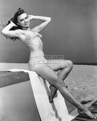 Actress Yvette Vickers Pin Up - 8x10 Publicity Photo (mw237)