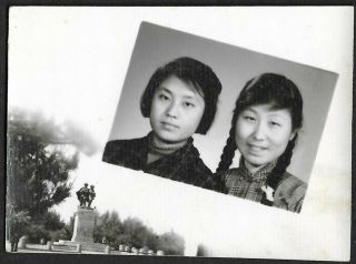 Hero Monument Chinese Girl Studio Photo 1950s Orig.