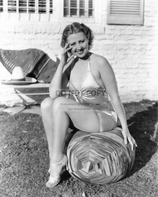 Actress Joan Blondell Pin Up - 8x10 Publicity Photo (ab - 709)