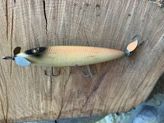 Musky Size 5.  75 " Sos Heddon Fishing Lure Swims On Side Wounded Minnow 1 Oz Rare