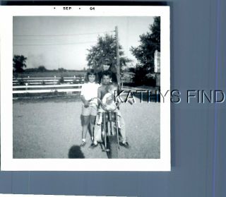 Found B&w Photo N,  5899 Shirtless Man Sitting On Motorbike With Kids