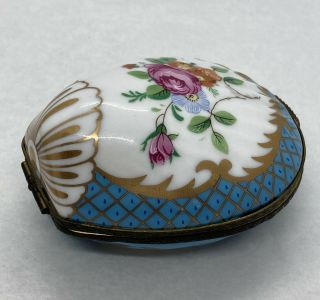 Vintage French Limoges Porcelain Hand - Painted Shell Shaped Trinket Box Rare