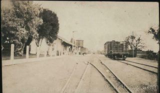 1909 Rppc Healdsburg Depot,  Ca Sonoma County Railroad Depot California Postcard