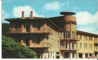Australia Postcard - Cumberland House,  Lorne,  Victoria - 1960 