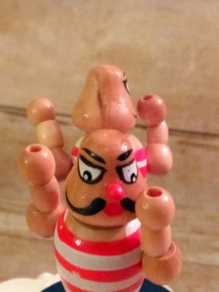 Vintage Wooden Collapsing Thumb Dancing Push Puppet Wrestlers Rare Find