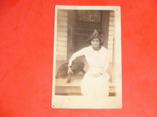 Ac864 Early 1900s Rppc Black Americana Young Woman Sitting On Porch With Dog