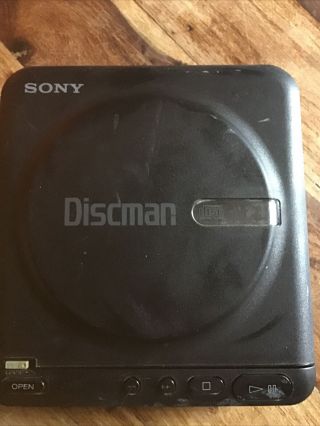 Rare Vintage Sony Discman D - 20 Mega