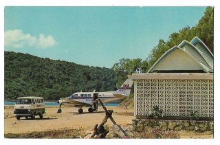 Australia Postcard - Plane,  Airport Terminal,  Brampton Island,  Qld - 1960 