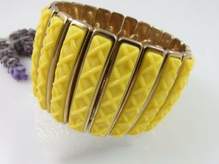 Vintage Trifari Bangle Bracelet Textured Yellow Lucite Expansion - Rare 1950 
