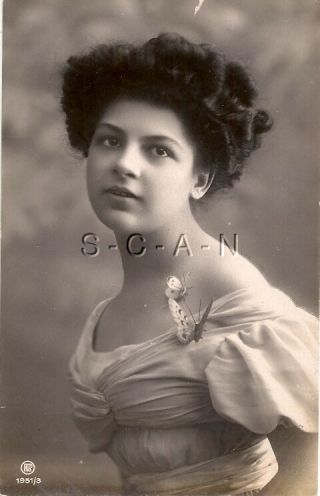 Org Vintage 1906 - 15 Divided Back German Rppc - Woman In Low Cut Blouse - Butterfly