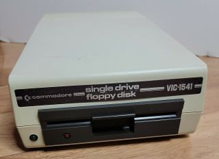 Commodore Vic - 1541 5.  25” Floppy Disk Drive For Vic - 20/c64/128