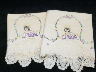 Vintage Pillowcases Southern Belle Hand Embroidered Crocheted Lace Edge 1940s
