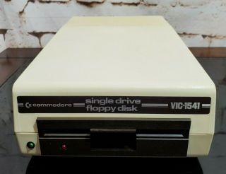 Commodore Vic - 1541 Floppy Disk Drive For Vic - 20 & Commodore 64