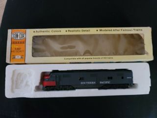 Con - Cor Ho Scale Locomotive Emd Southern Pacific Powered 6001 0015 - 002151 Sgl