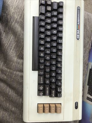 Commodore Vic - 20 Personal Computer