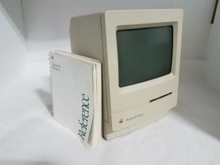 Apple Macintosh Classic M0420 Vintage January 1991 With Reference Guide Turns On