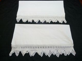 Vintage Pair Pillowcases W/3½ " White Crochet Edging