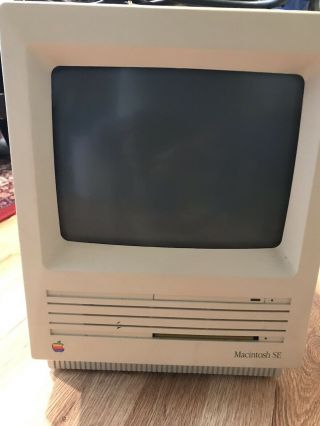 Vintage Apple Macintosh Se Computer,  Model M5011