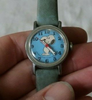 Vintage Snoopy Character Wind Up Watch Wristwatch 1958 United Feature Nr