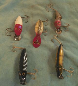 Five 5 Vintage Heddon Fishing Lures 4 X River Runt 1 Tadpolly 1 Jointed