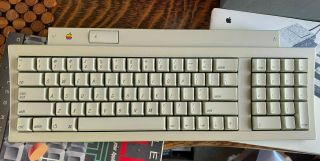 Vintage Mac Macintosh Apple Keyboard Ii Model M0487