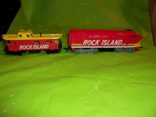 Ho Scales Tyco Rock Island Locomotive And Caboose