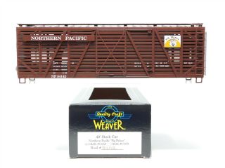 O Scale 2 - Rail Weaver U4205 Np Northern Pacific " Pig Palace " Stock Car 84142