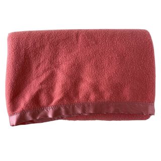 Vintage Acrylic Thermal Satin Trim Blanket 72 X 78 Pink