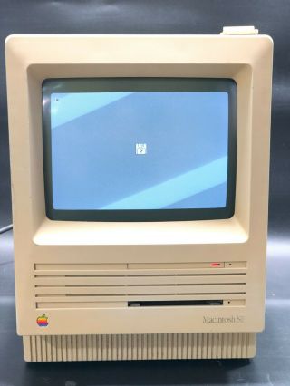 Vintage Apple Macintosh Se M5011 Computer