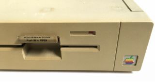 Vintage Apple Computer DuoDisk A9M0108 Floppy Disk Drive 3